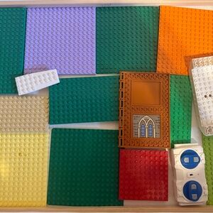 LEGO Lot Of 15 Mixed Base Plates Different Colors And Shapes